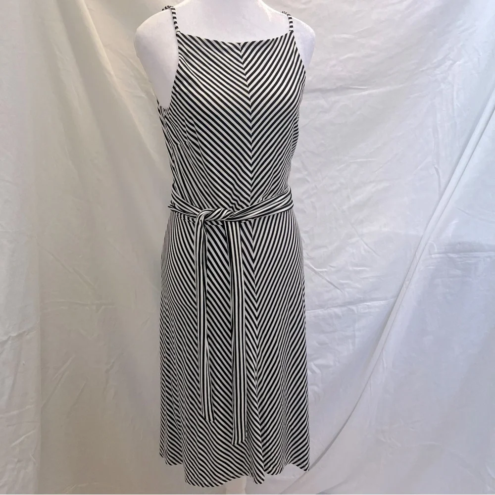 NWT Ann Taylor black and white striped dress with open back and wrap belt. - Picture 1 of 11